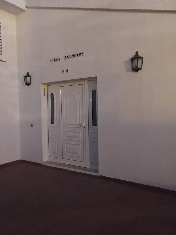 Villa Urbanización Córdoba Corralejo 0*,